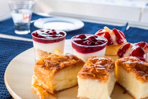 Athens Riviera: Private Luxury Sailing Cruise with Lunch