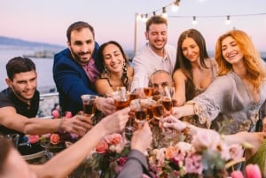 Atenas: Cruzeiro ao pôr do sol na Riviera com música e natação