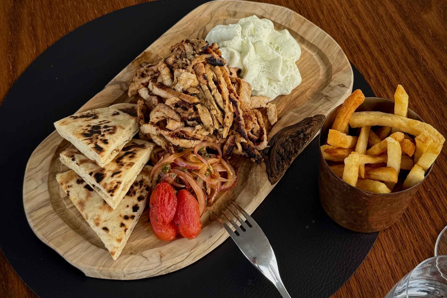 Athen: Fin middag på taket på Whispers Restaurant