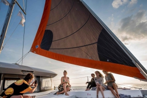 Athens: Half-Day Morning Catamaran Cruise