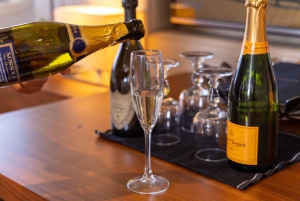 Athen: Krydstogt på De Saroniske Øer med VIP-pladser og frokost