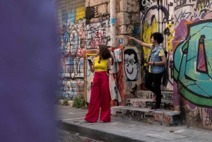 Athens: Self-Guided Quiz City Tour & Shopping Rewards