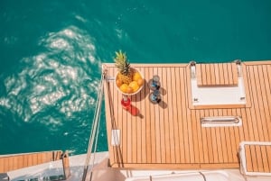 Ateena: Puoliyksityinen aamupurjehdus ja gastronomian risteily