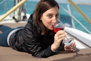 Athen: Semi-privat morgensejlads og gastronomisk krydstogt