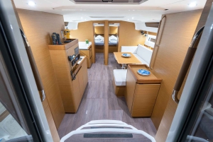 Athen: Semi-privat morgensejlads og gastronomisk krydstogt