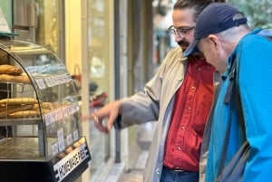 Athènes : balade gastronomique dans les rues avec dégustations en petit groupe