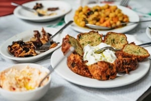 Athens: Greek Foodie Tour with Tastings