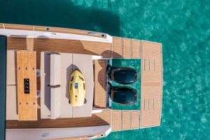 Athens to Aegina 5H Private Yacht Experience