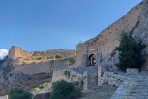 Excursión privada de un día de Atenas a la Antigua Corinto