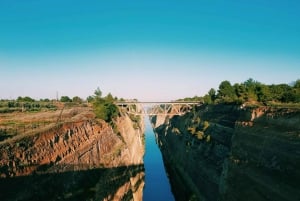 Excursión privada de un día de Atenas a la Antigua Corinto