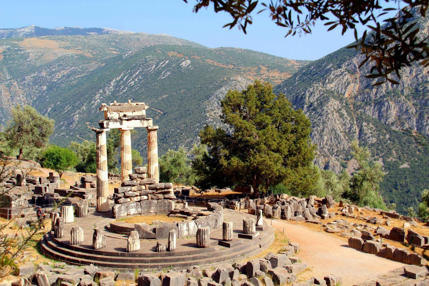 Excursão de um dia particular de Atenas a Delfos e Arachova