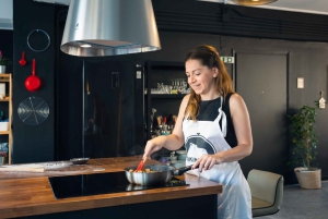 Athens: Traditional Greek Cooking Class with Full Meal