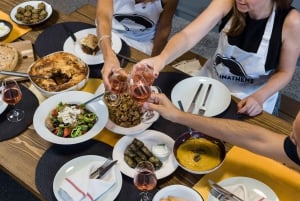 アテネ：本格的な食事付きの伝統的なギリシャ料理教室