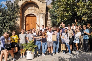 Athens: Private Urban Treasure Hunt with Food Stops