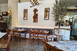 Atene: tour a piedi e cibo fuori dai sentieri battuti