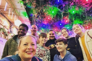 Aten: Rundvandring med middag, dessert och livemusik