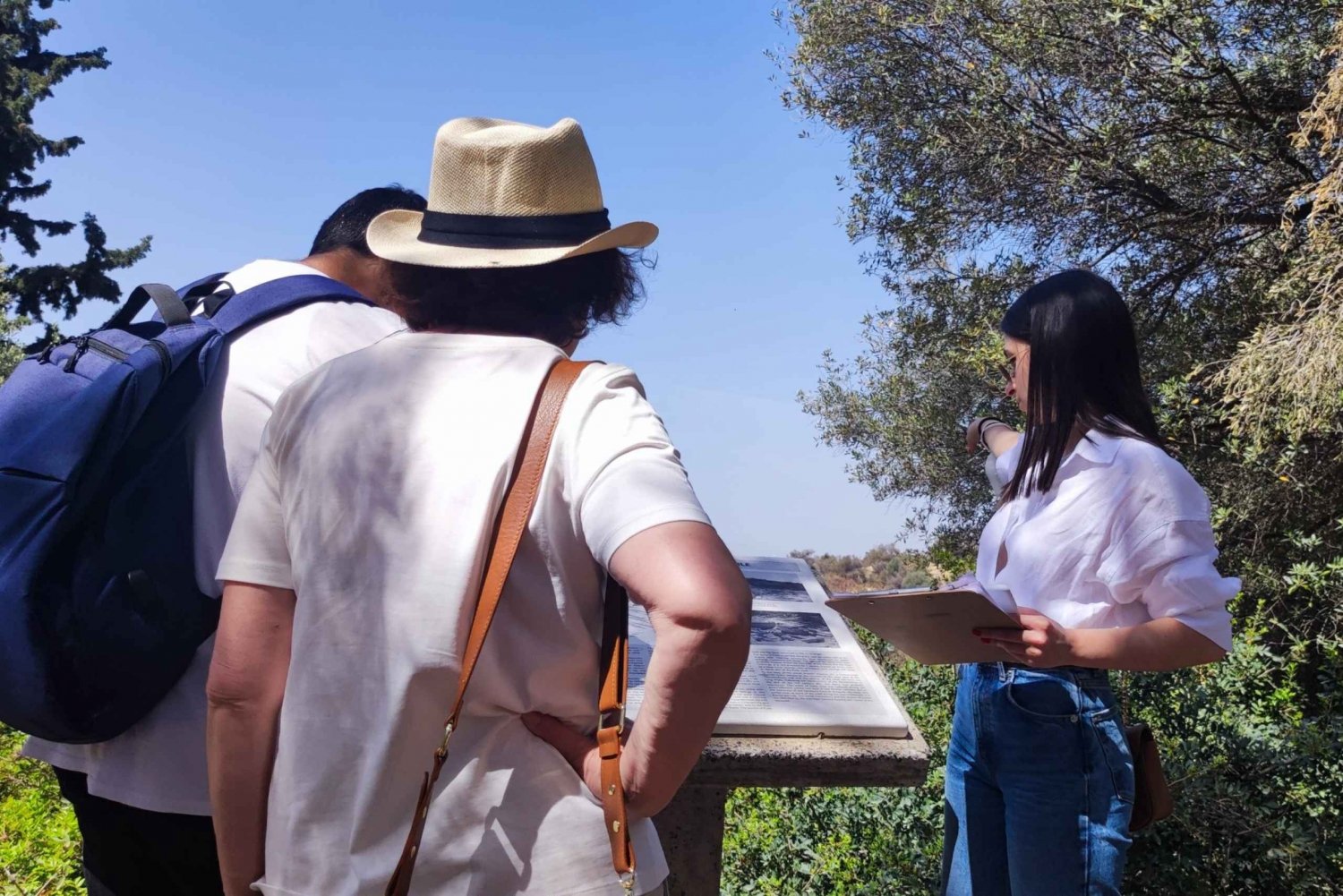 Atenas: recorrido a pie por West Hills y visita al Museo Herakleidon