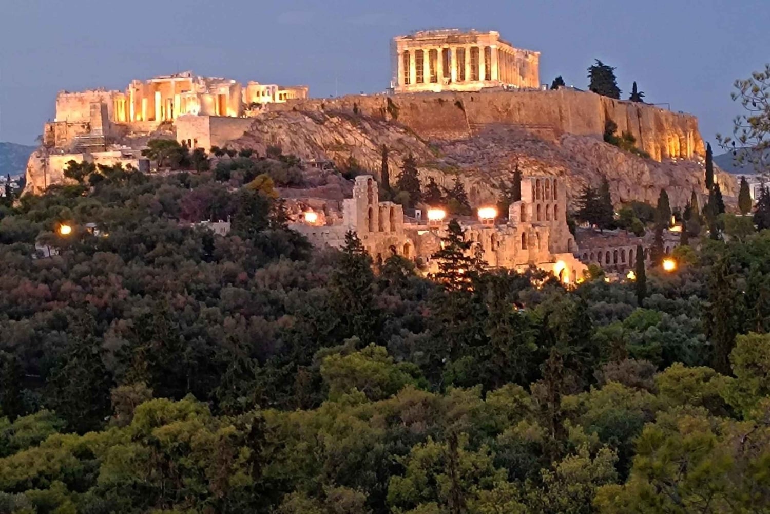 Visita guiada a pé às colinas ocidentais de Atenas