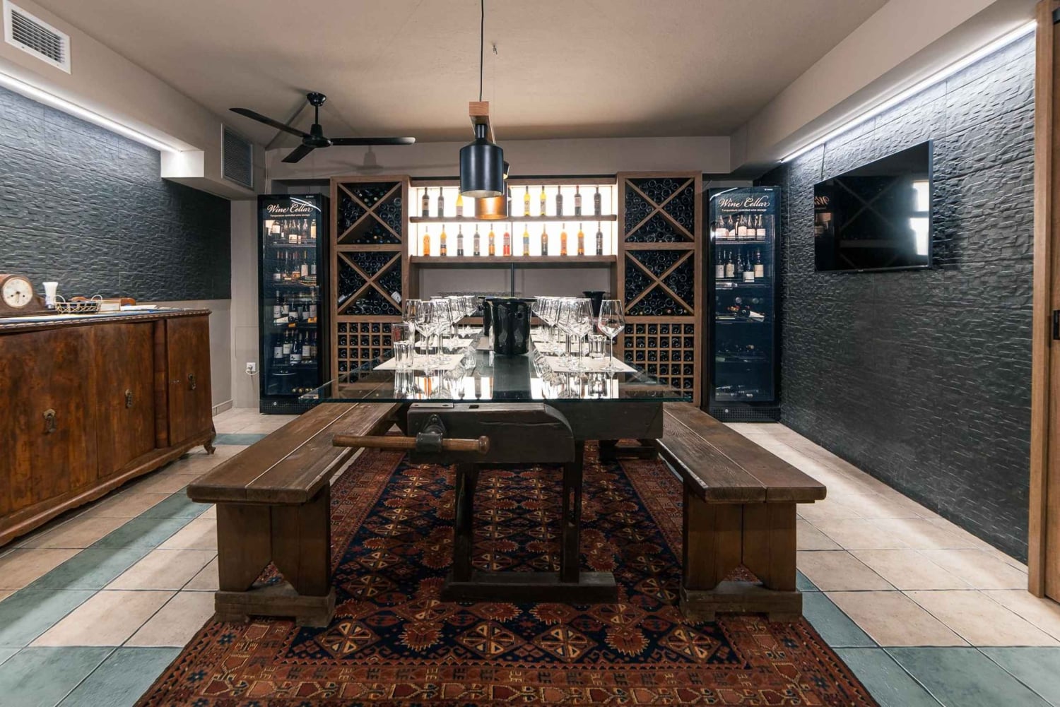 Athens: Wine Tasting in Rare Grape Varieties of Greece