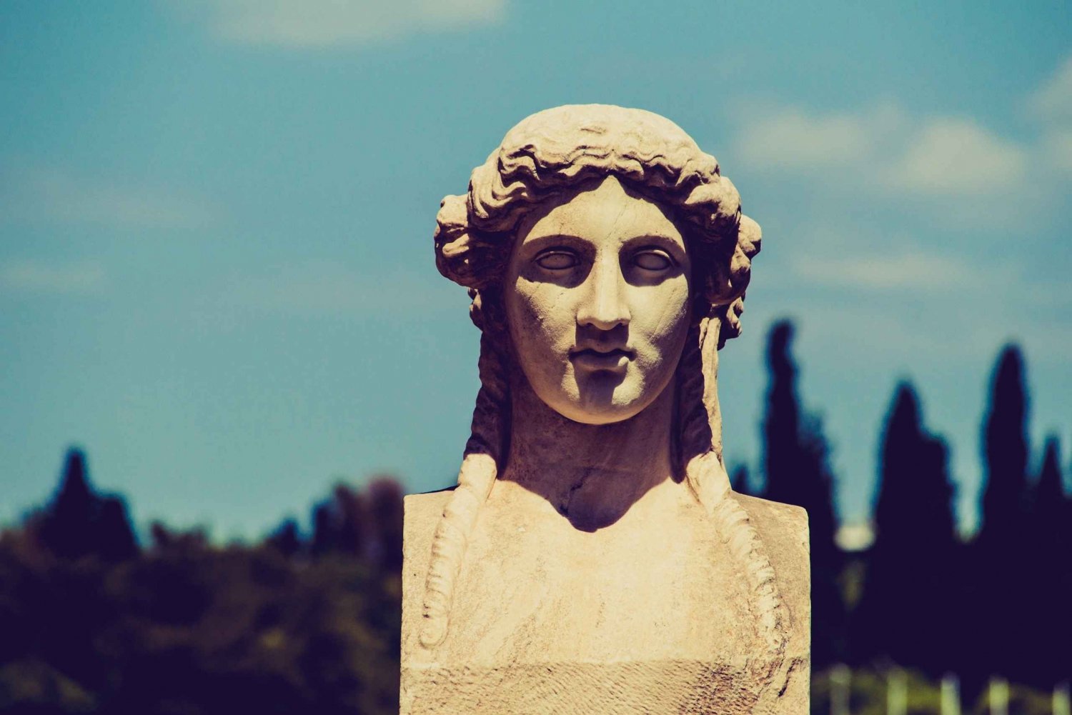 Ateena: Tutustu antiikin Kreikan naisten perintöön.