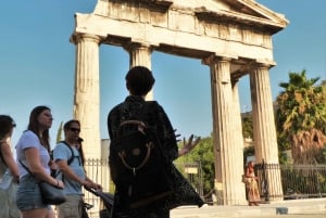 アテネ：古代ギリシャの女性の遺産を発見