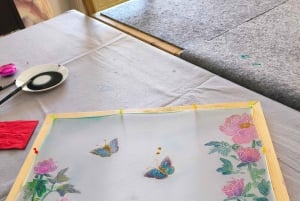 Cria as tuas próprias lembranças de lenços de seda gregos