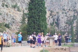 ガイド、チケット、宿泊、ホテル送迎付きのデルフィ2日ツアー