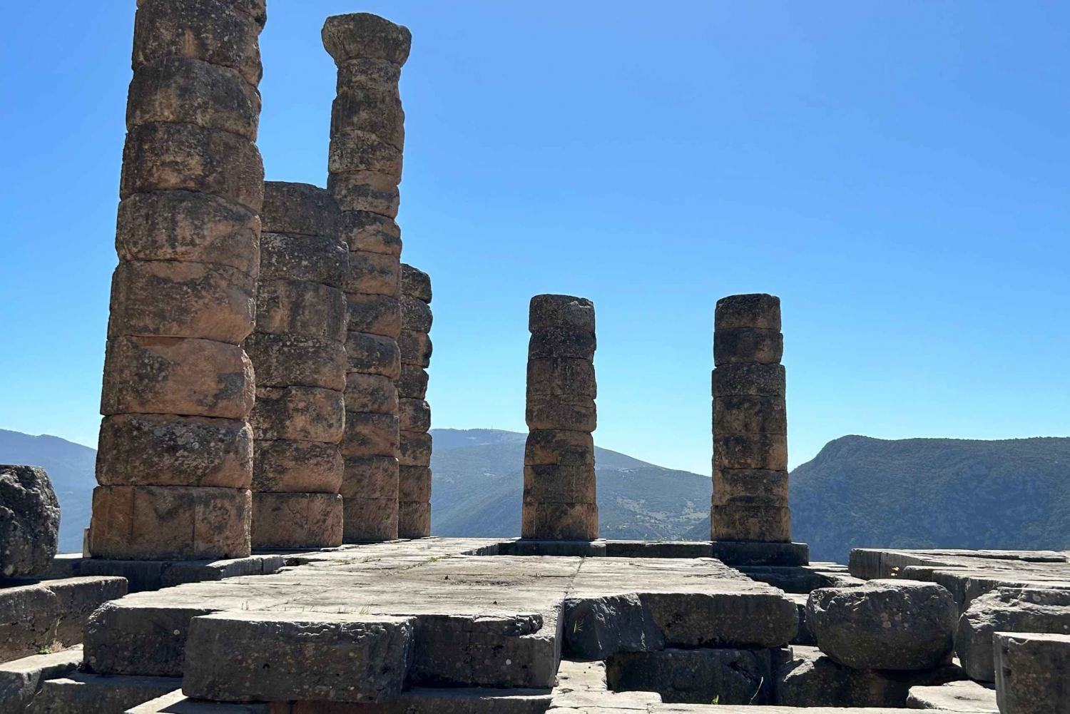 Excursão de um dia a Delfos e Arachova: Uma viagem à Grécia Antiga