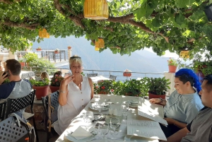Visite privée de Delphes, de la grotte des Coryciens et du champ de bataille de 300