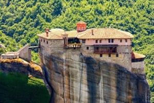 Delphi & Meteora Two (2) days Tour