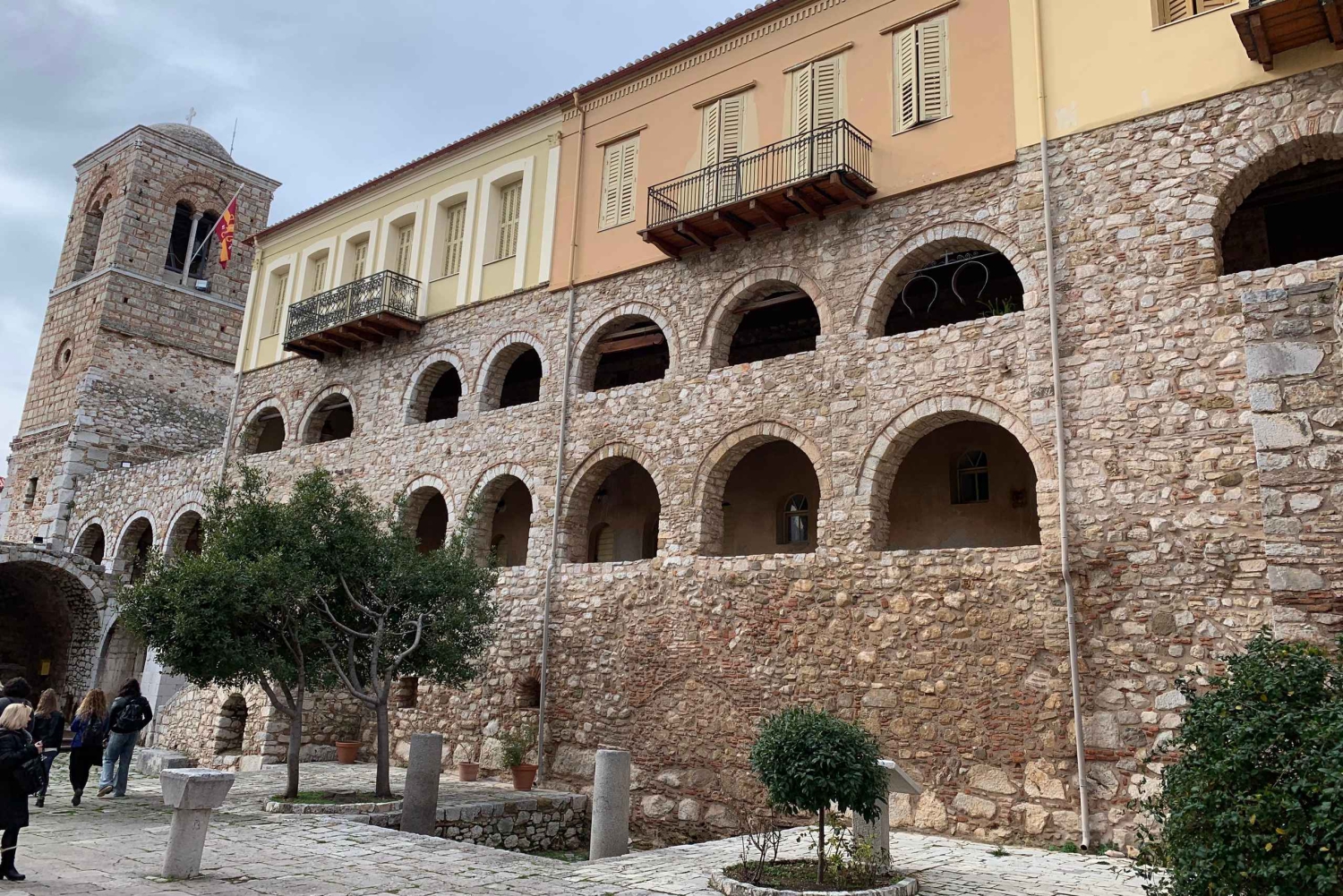 Delfi: Privat dagstur fra Athen med luksuriøst køretøj