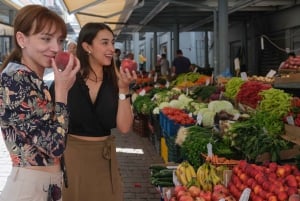 Ateena: Klassinen katuruokakierros 6 maistiaisineen