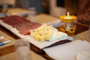 Visite culinaire d'Athènes au crépuscule avec Eating Europe