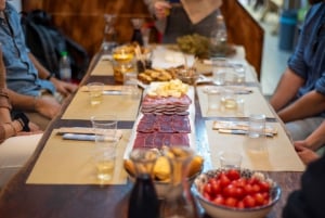 Visite culinaire d'Athènes au crépuscule avec Eating Europe