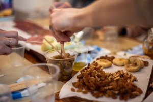 Visite culinaire d'Athènes au crépuscule avec Eating Europe