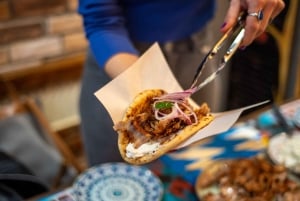 Visite culinaire d'Athènes au crépuscule avec Eating Europe