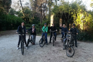 Electric Bike Tour & Food Tasting in Old Town of Athens
