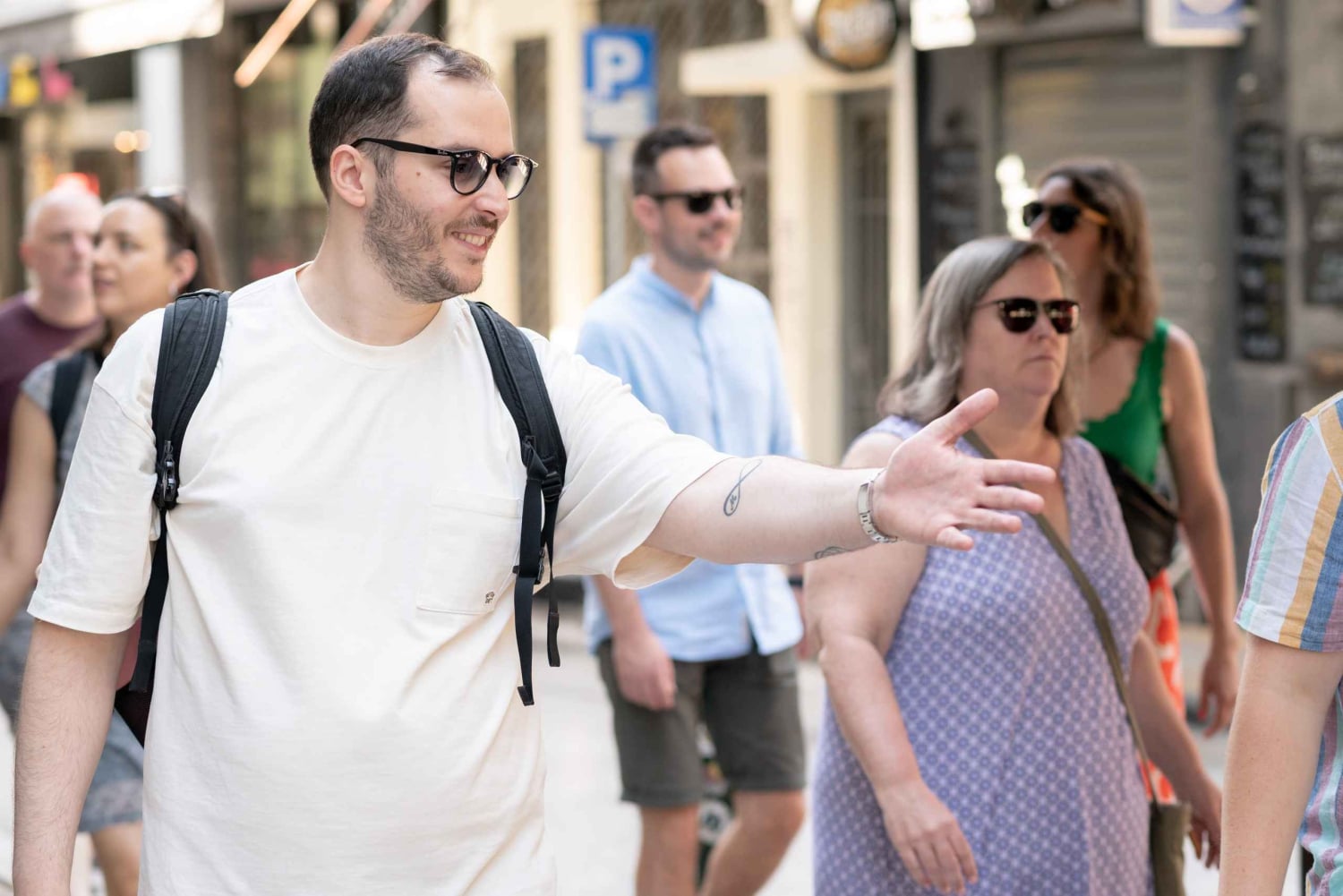 Utforska de dolda matpärlorna i Aten