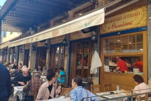 Experiência gastronômica em Atenas, incluindo almoço ilimitado