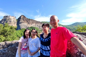 From Athens: 2-Day Delphi and Meteora Private Tour