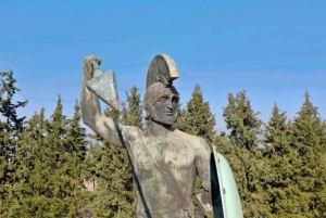 Desde Atenas: Excursión de 2 días a Delfos, Meteora y las Termópilas