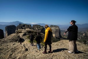 Desde Atenas: Excursión de 2 días a Meteora con transporte y hotel