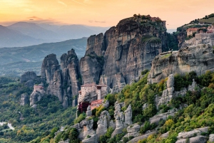 Athens: 2-Day Trip to Meteora by Train with Overnight Stay