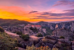 Desde Atenas: 3 días en Meteora y Delfos con visitas guiadas y hotel
