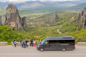 Desde Atenas: 3 días en Meteora y Delfos con visitas guiadas y hotel