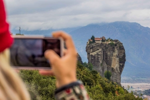 Desde Atenas: 3 días en Meteora y Delfos con visitas guiadas y hotel