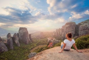 Desde Atenas: 3 días en Meteora y Delfos con visitas guiadas y hotel