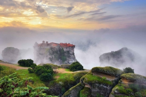 Desde Atenas: 3 días en Meteora y Delfos con visitas guiadas y hotel