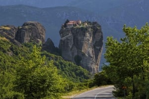 Desde Atenas: 3 días en Meteora y Delfos con visitas guiadas y hotel