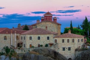 Depuis Athènes : 3 jours aux Météores avec des visites locales de petite taille